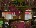 052-balloons-cupcakes